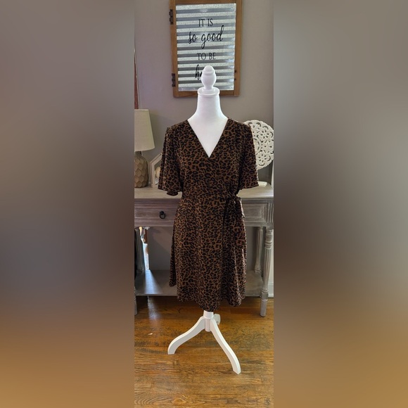 Time and Tru Cheetah Dress - Picture 1 of 8